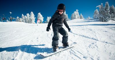 Как научить ребёнка кататься на сноуборде?