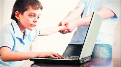 Сколько времени можно ребенку сидеть за компьютером?
